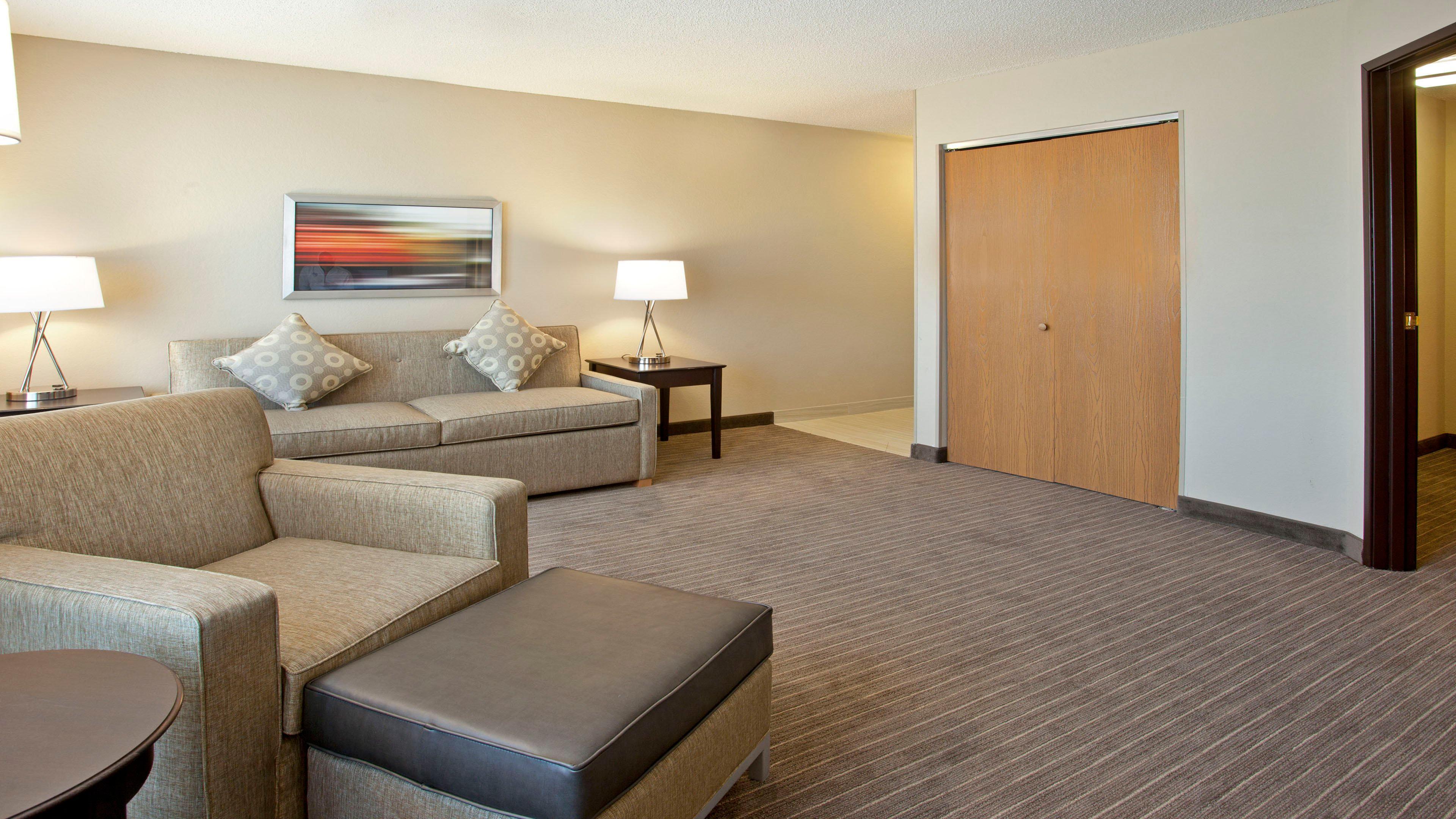 Holiday Inn Express Hotel & Suites Minneapolis - Minnetonka By Ihg Exterior foto